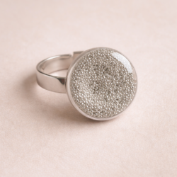 Ring glass caviar silver